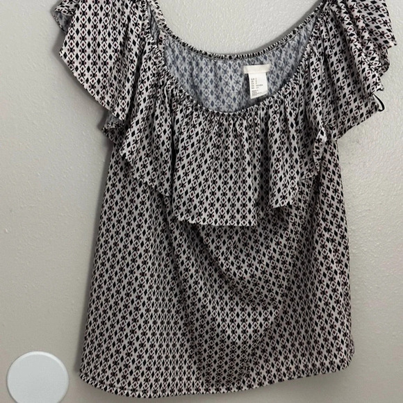 H&M Women Small Print Pleated Off Shoulder Blouse Ruffle Neck - Picture 2 of 8